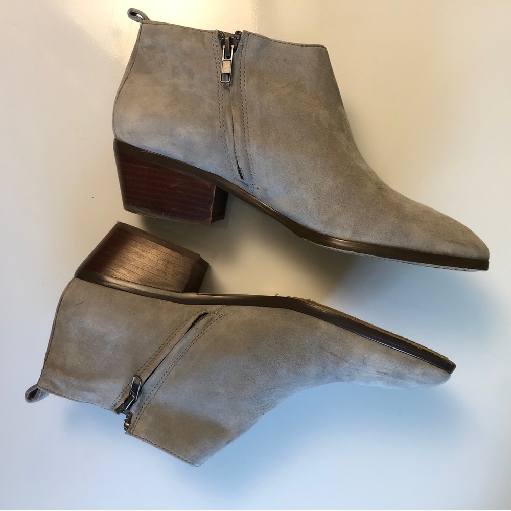 *J.CREW Blue Suede Unisex Pointy Low Cut Zip Women’s size 10 Booties